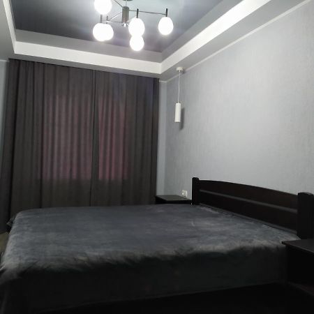 2Rooms Apartment - 181 Gogol Street Zaporizhia Extérieur photo
