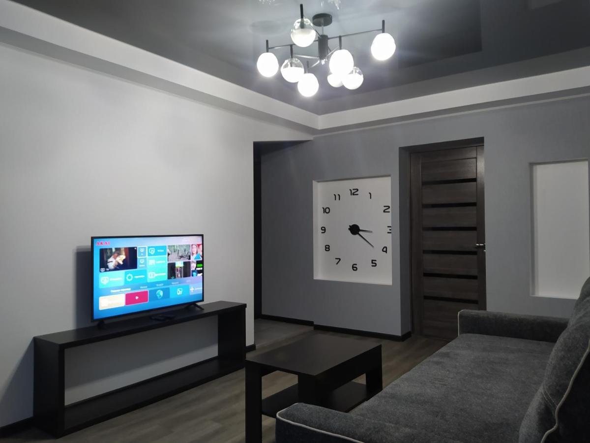 2Rooms Apartment - 181 Gogol Street Zaporizhia Extérieur photo